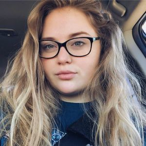 Meet your Posher, Myra